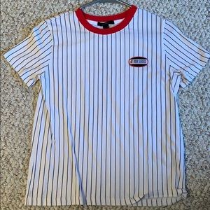 Forever 21 T-shirt BRAND NEW CONDITION NEVER WORN!